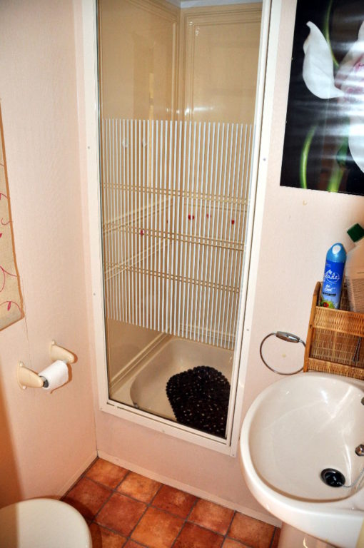 Badkamer stacaravan te koop camping ardennen