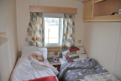Tweedehands stacaravan 2 slaapkamers te koop camping belgische Ardennen