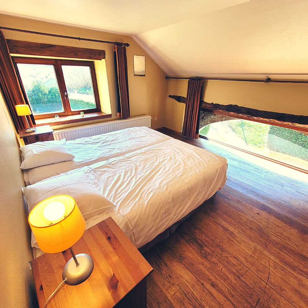 Slaapkamer voor 2 met uitzicht op het platteland