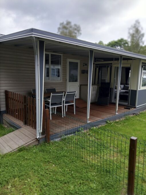Halfopen Voortent