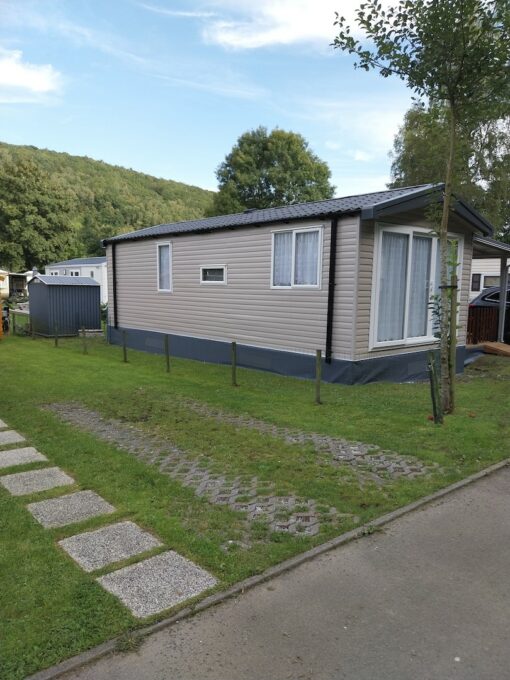 Stacaravan te koop 2 slaapkamers Swift Ardennen met voortent