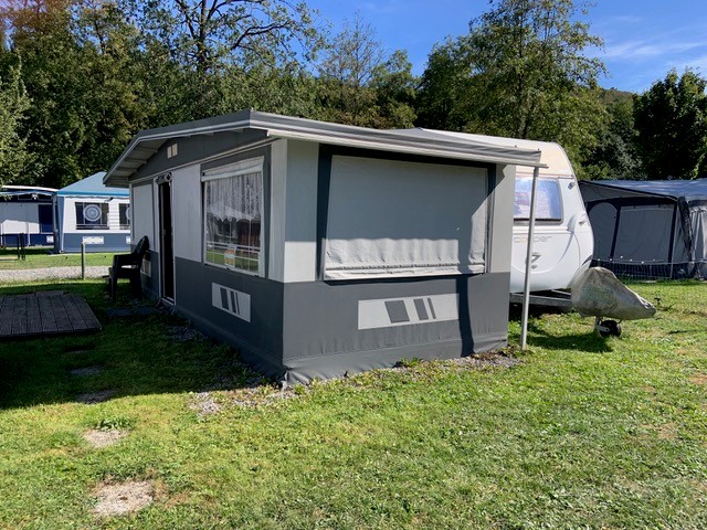 Trekcaravan Dethleffs Camper 550 T 6 personen met voortent - Afbeelding 5