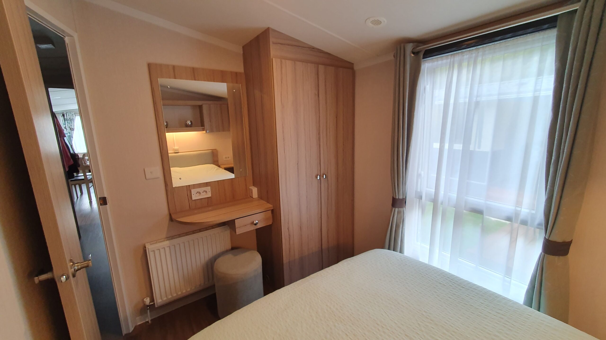 Stacaravan 3 slaapkamers – Swift adventurer (burgundy) - Afbeelding 21