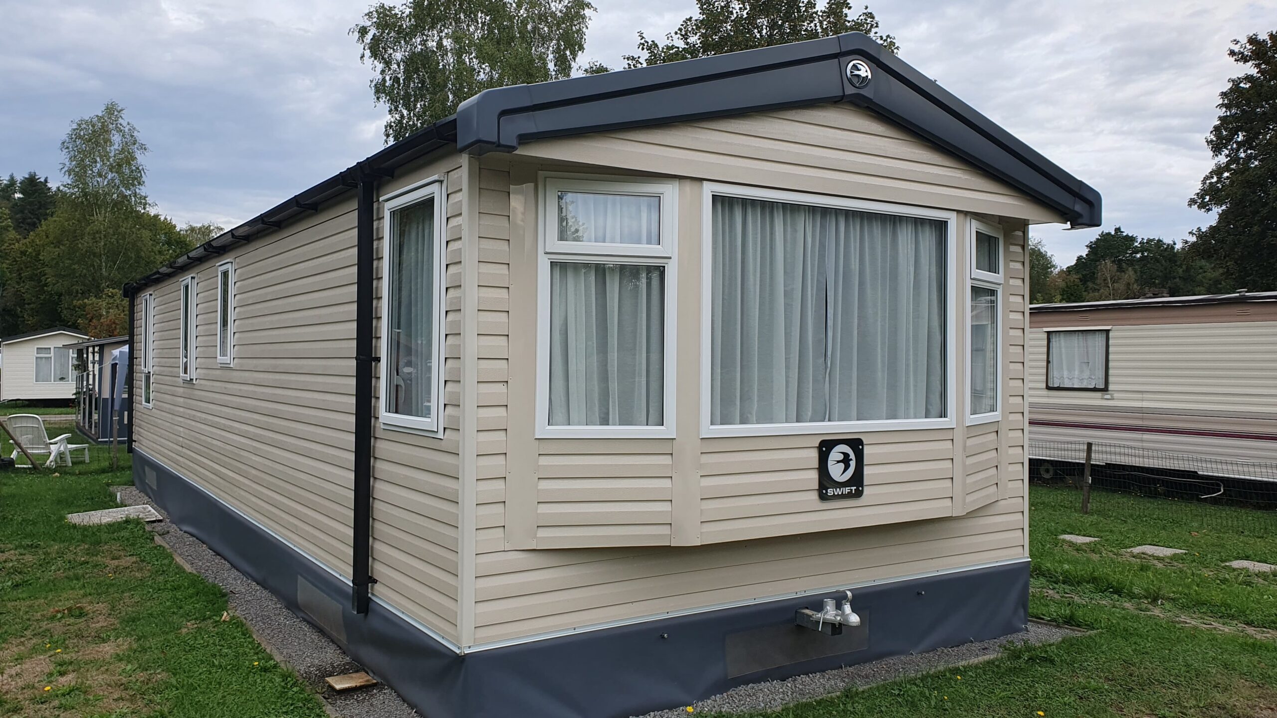 Stacaravan 3 slaapkamers – Swift adventurer (burgundy) - Afbeelding 10
