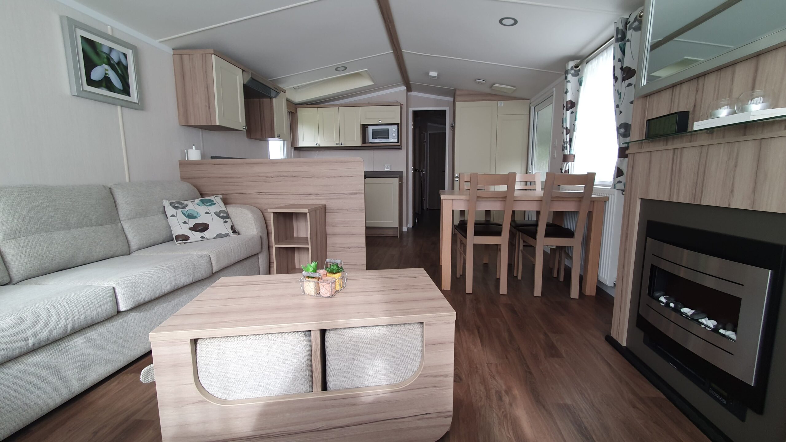 Stacaravan 3 slaapkamers – Swift adventurer (burgundy) - Afbeelding 25