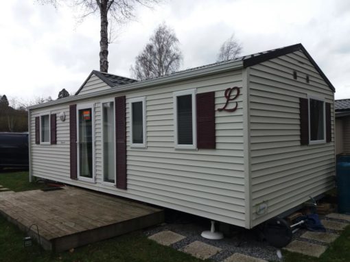 Caravane 3 chambres à vendre sur emplecement de camping en Ardenne belge