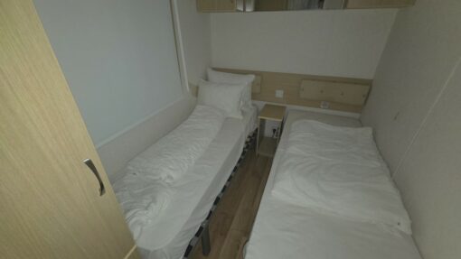 Chambre avec 2 lits simples