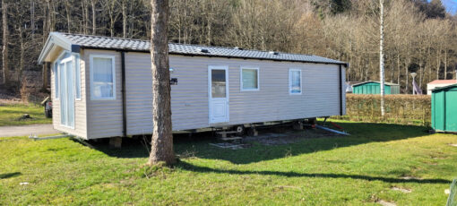 Mobile home Swift Biarritz 2 chambres sur emplacment de camping en Ardenne. Parfait état