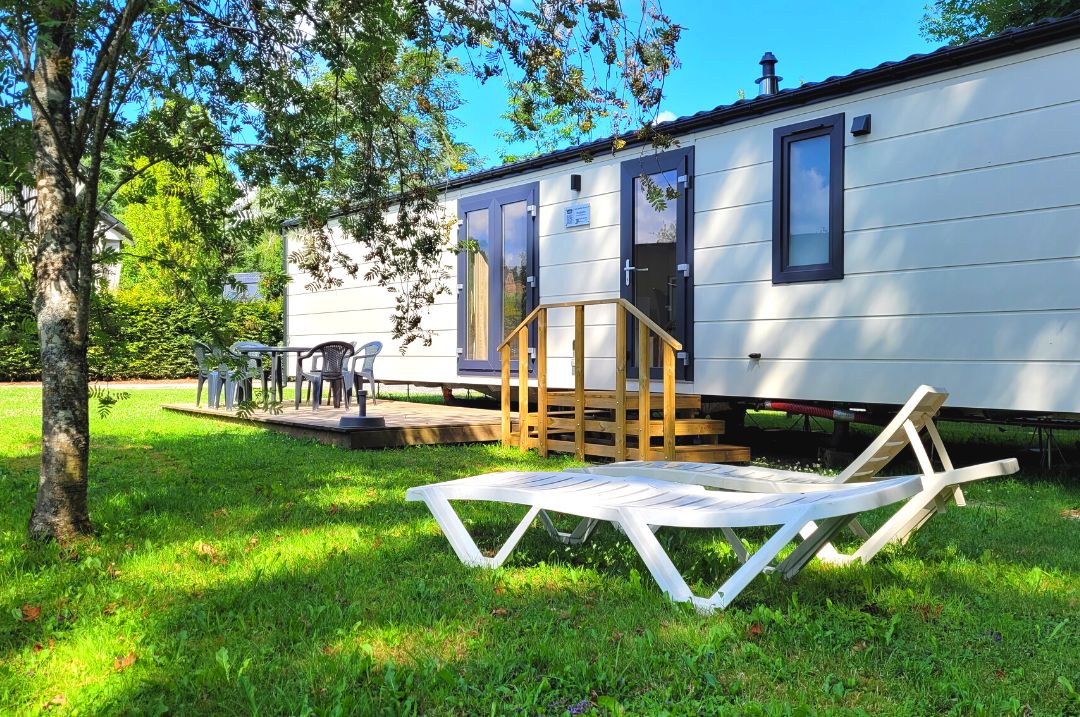 Location de mobil-home 2 et 3 chambres camping en Ardenne