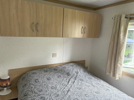 Chambre avec lit 2 personnes