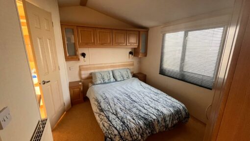 Chambre avec lit 2 personnes