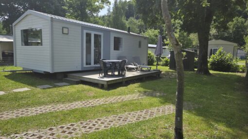 Mobil-home à vendre sur terrain camping dans les Ardennes belges