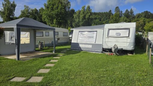 Caravane tractable LMC avec auvent ADN et tonnelle