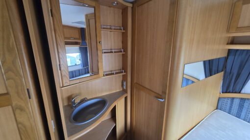 Caravane tractable LMC avec auvent ADN et tonnelle - Image 10